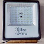 LED FLOOD LIGHT (halogens)