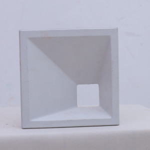 CAMERA ELEVATION BREEZE BLOCKS JALI WHITE