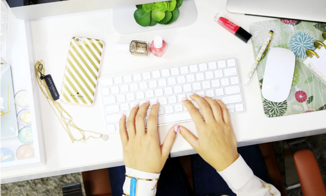 Graphic Designers & Social media handling