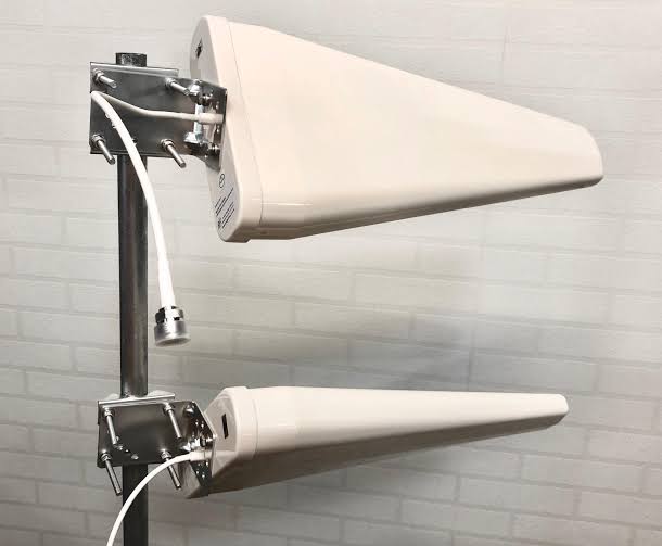 Mobile Signal Repeater,Triband repeater,CRIMP TYPE N-MALE CONNECTOR,LPDA Antennas