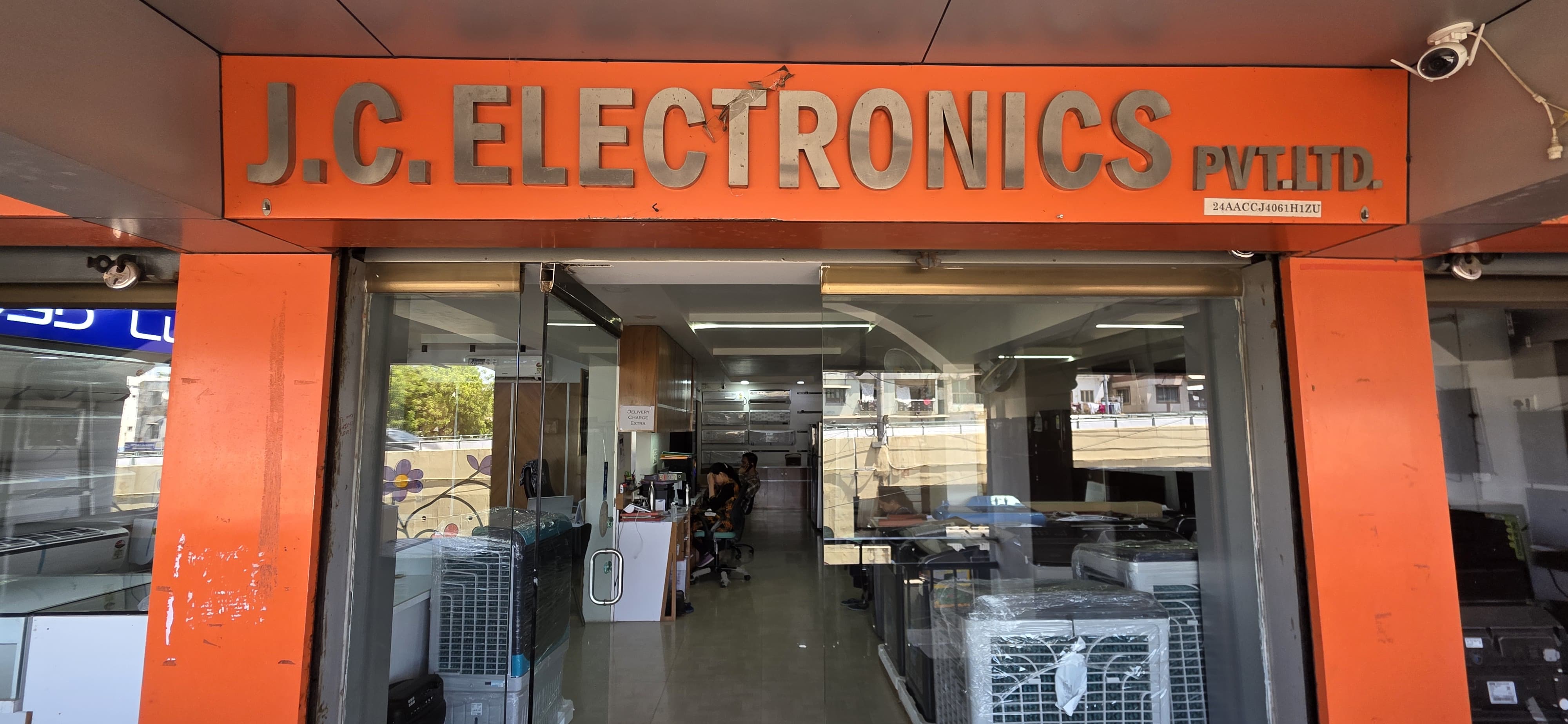 all types of electronics items