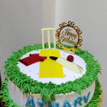 Made differnts of cake & other food iteams