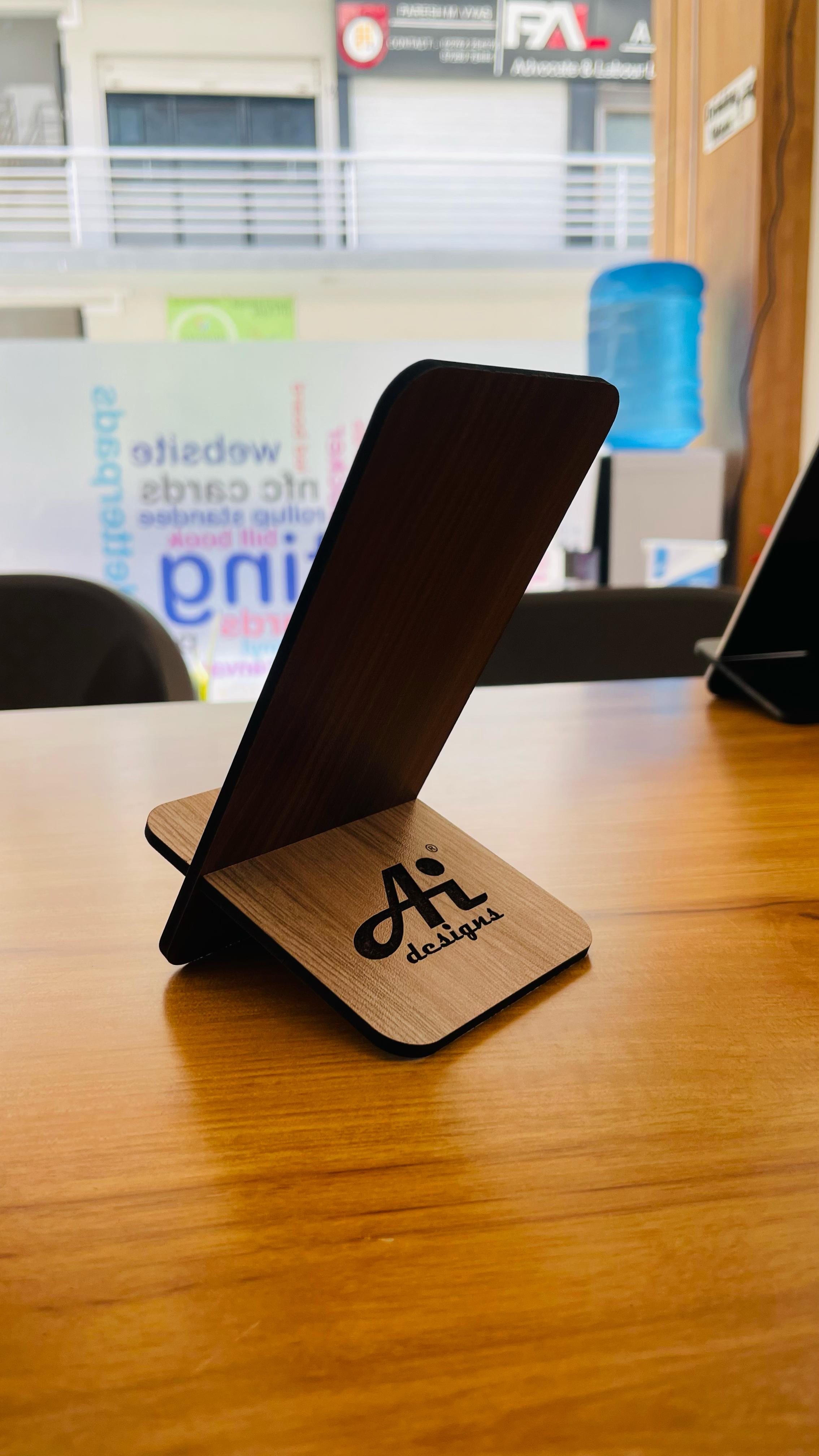 Customized Mobile Stand