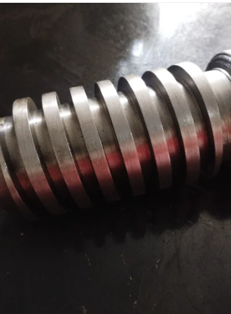 Manufacturer of lathe machine job work & lead screw