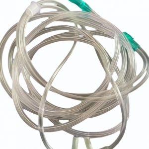 Urine Collection Bags with Measured Volume Meters and Surgical Gowns.