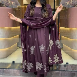 Trading of Women Cloth