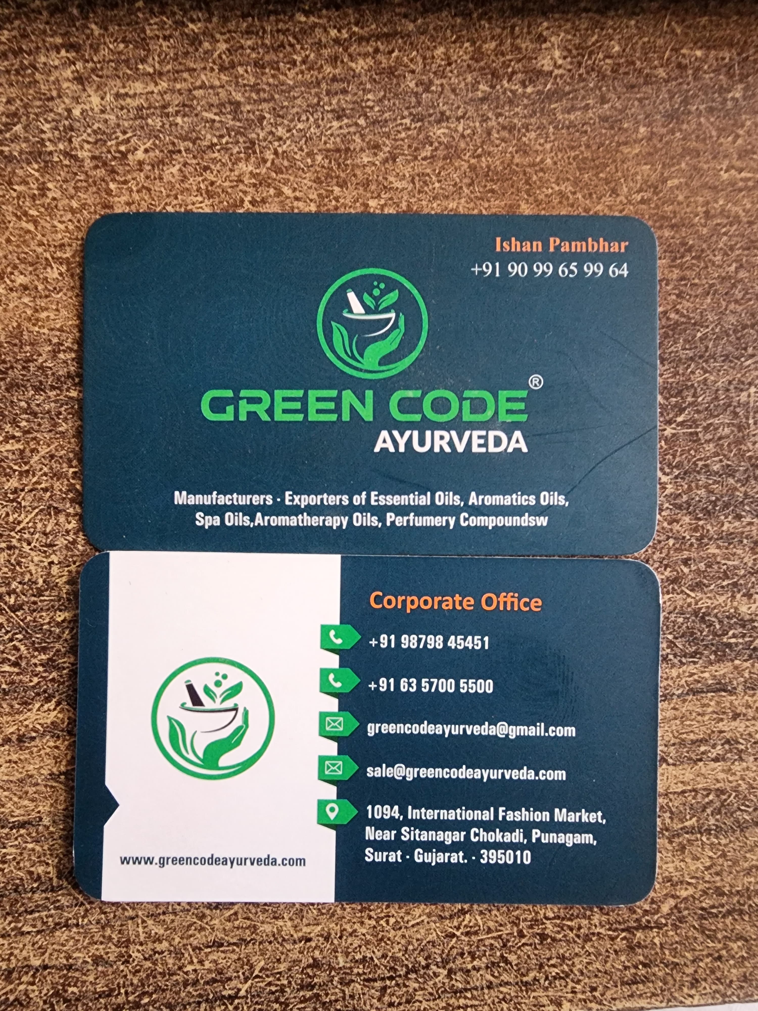 Essential oil,  Aromatic oil, Aromatherapy oils, Perfumery componsw