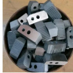 Manufacturer of cutting blade, bar threading machine & power tool.